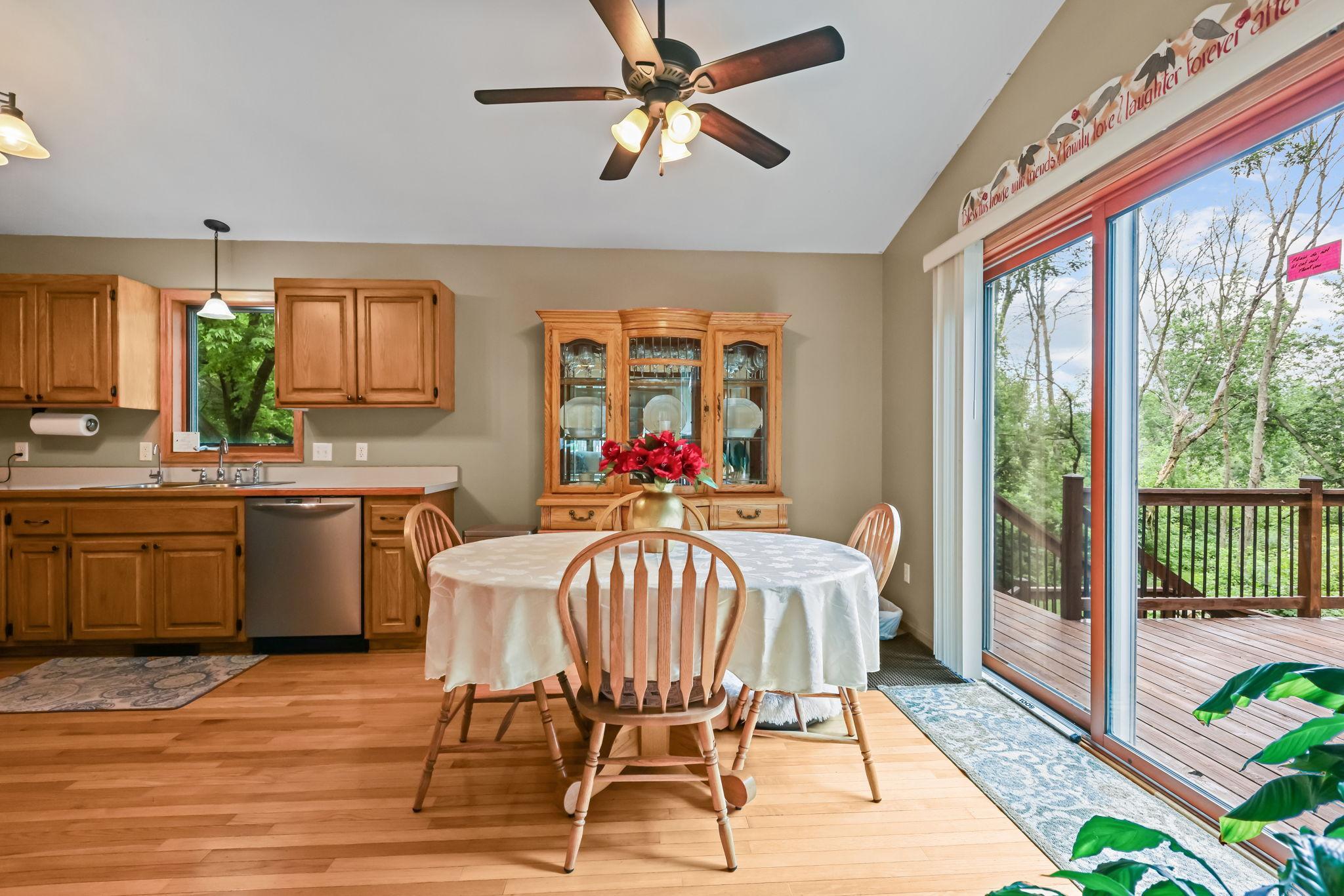 440 Grove Road Wyoming, MN 55092 - Photo 8 of 34