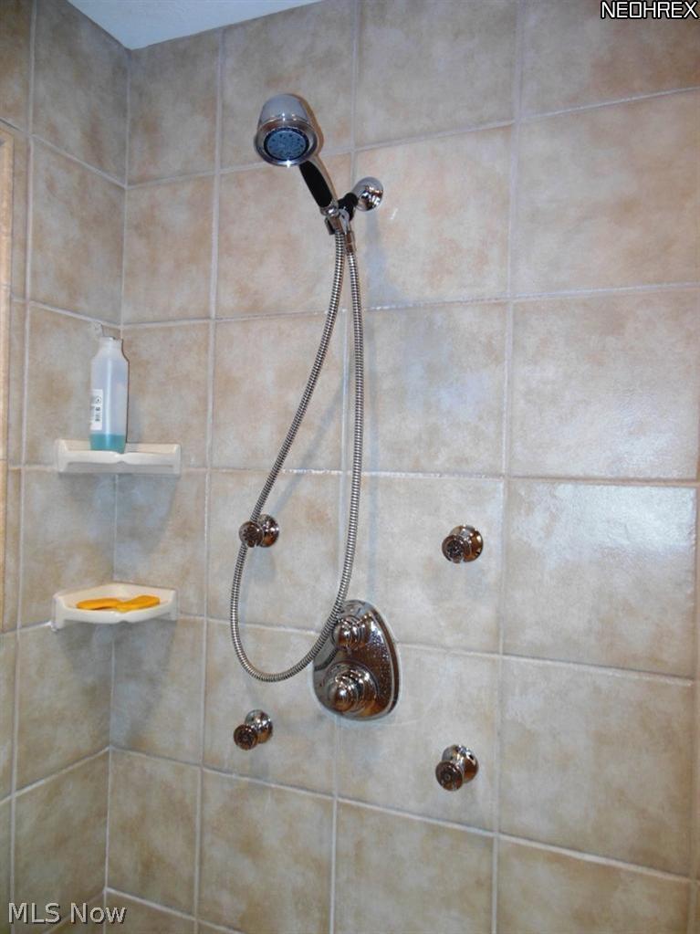 3366 Azalea Ridge Drive Perry, OH 44081 - Photo 14 of 25