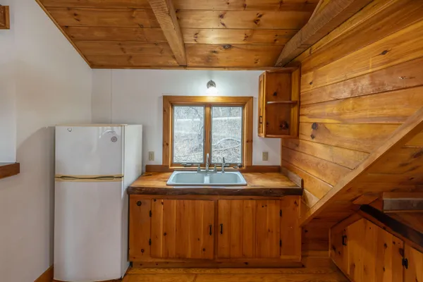 $349,000 | 318 Hatchet Mountain Road, Hope, ME 04847