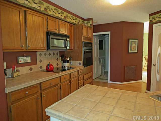 10243 Fairway Ridge Road Charlotte, NC 28277 - Photo 5 of 16