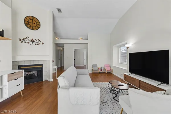 $439,000 | 1660 Duarte Drive, Henderson, NV 89014