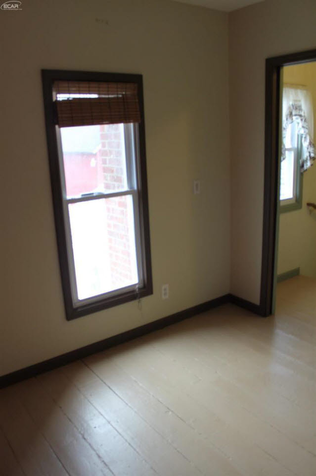 11541 Lennon Road Lennon, MI 48449 - Photo 19 of 43 21281998-18.JPG