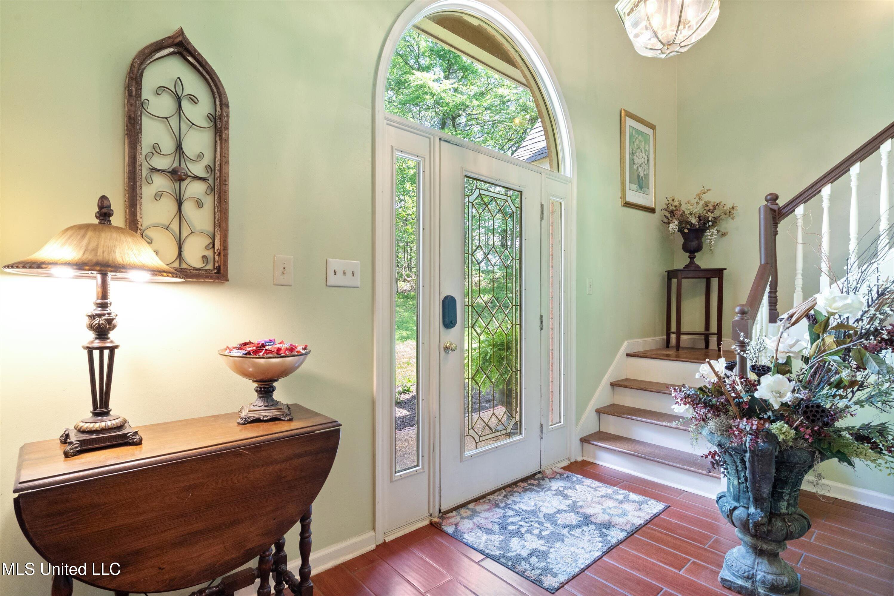 5135 Windy Ridge Drive Southaven, MS 38671 - Photo 4 of 37 Entry