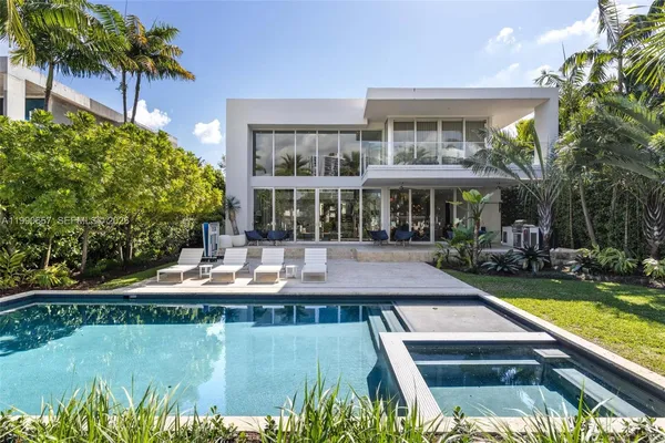 $15,750,000 | 410 Golden Beach Drive, Golden Beach, FL 33160