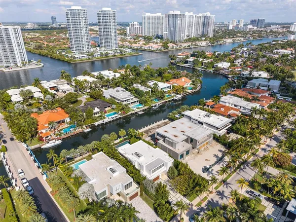 $15,750,000 | 410 Golden Beach Drive, Golden Beach, FL 33160