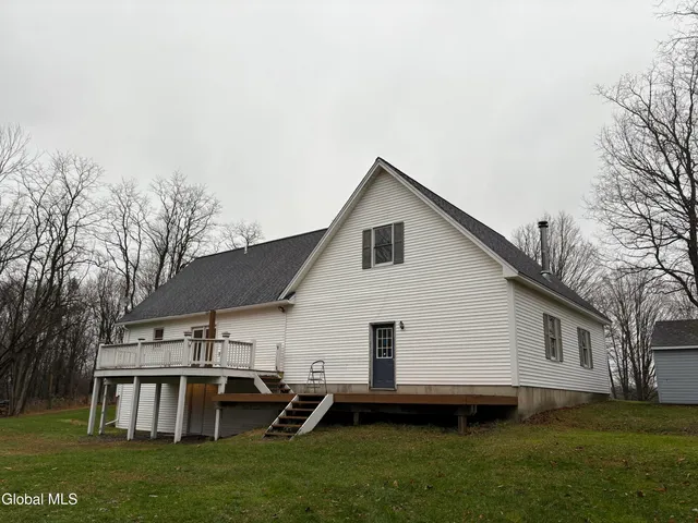 $300,000 | 47 Dayton Hill Road, Middle Granville, NY 12849