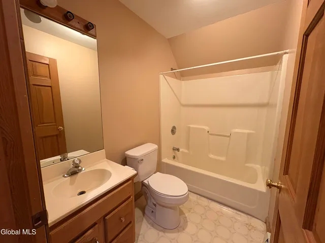 $300,000 | 47 Dayton Hill Road, Middle Granville, NY 12849