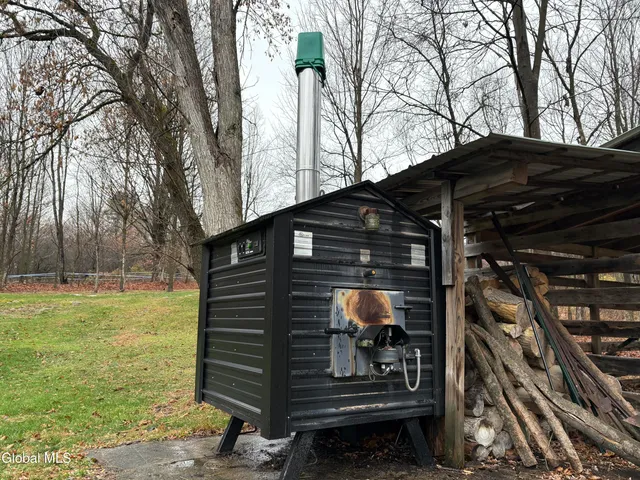 $300,000 | 47 Dayton Hill Road, Middle Granville, NY 12849