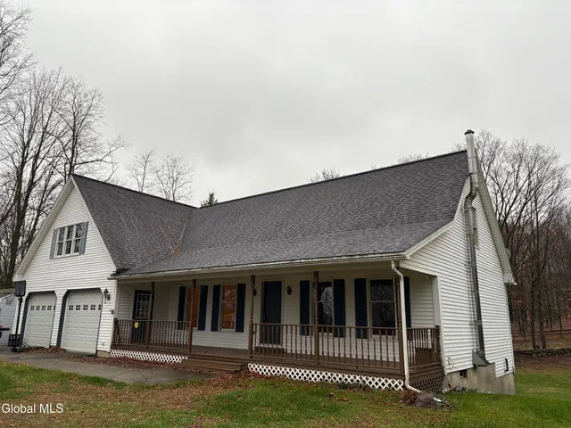 $300,000 | 47 Dayton Hill Road, Middle Granville, NY 12849