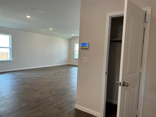 $2,300 | 19516 Ann Richards Avenue, Manor, TX 78653