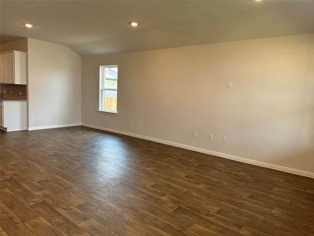 $2,300 | 19516 Ann Richards Avenue, Manor, TX 78653