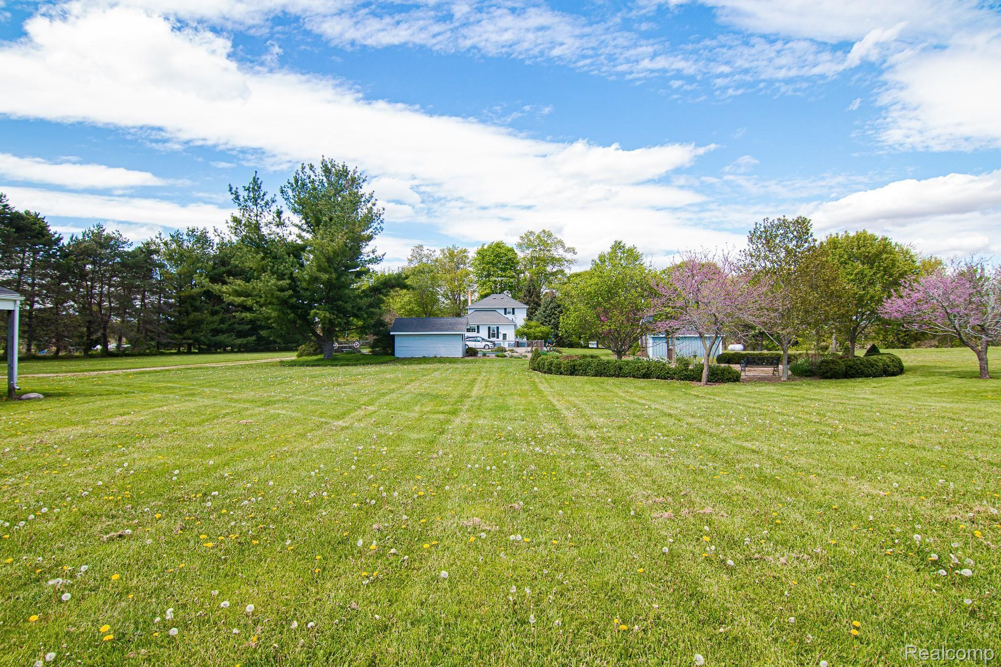 9248 Pittsburg Road Durand, MI 48429 - Photo 21 of 34 9248 Pittsburgh Rd (Backyard 2).jpg