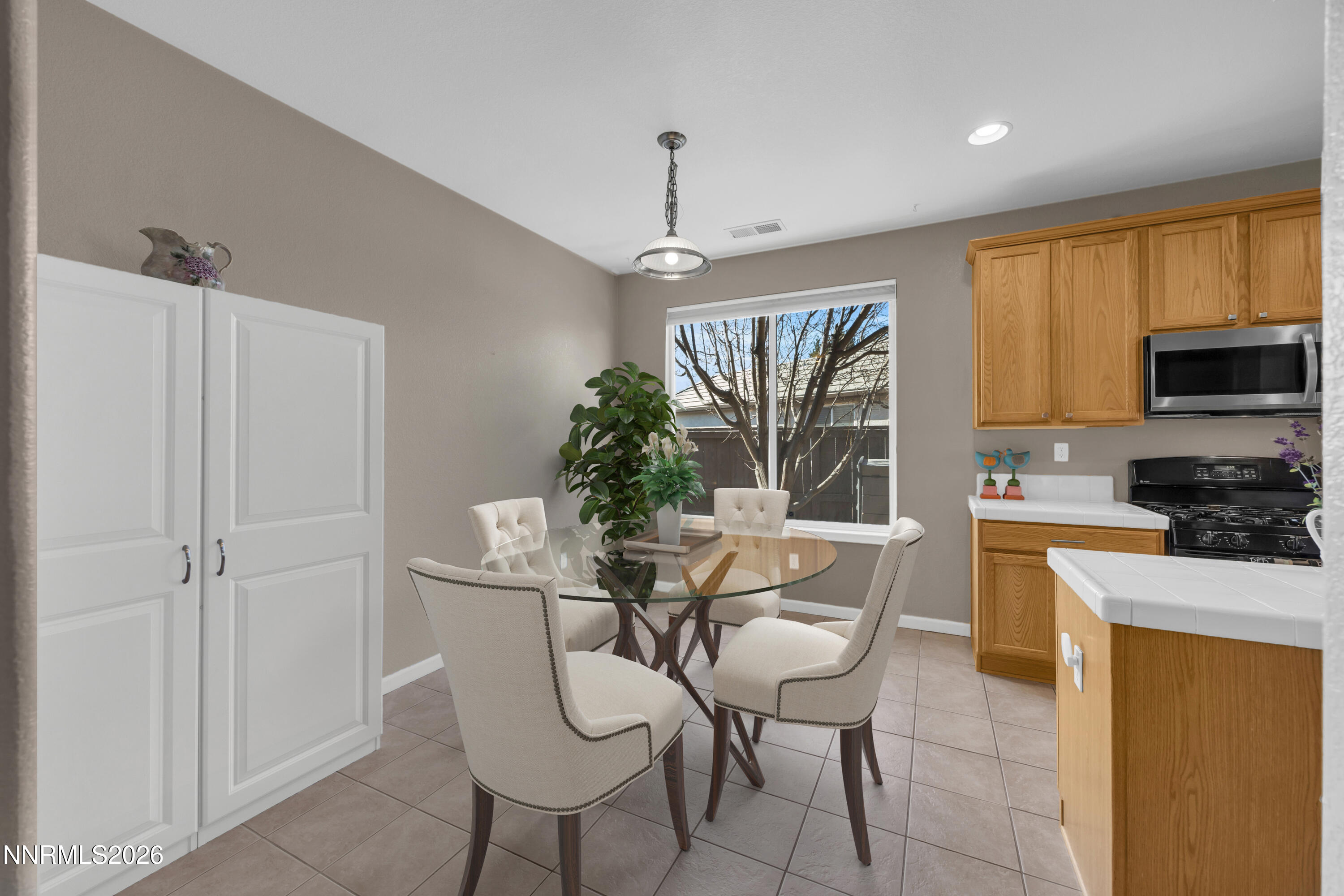 531 Martingale Court Reno, NV 89521 - Photo 10 of 39 19_img_4196-1