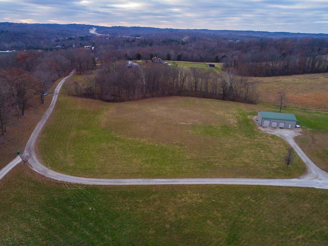 7215 South Lodge Road Bloomington, IN 47403 - Photo 2 of 11 Gallery Image 2