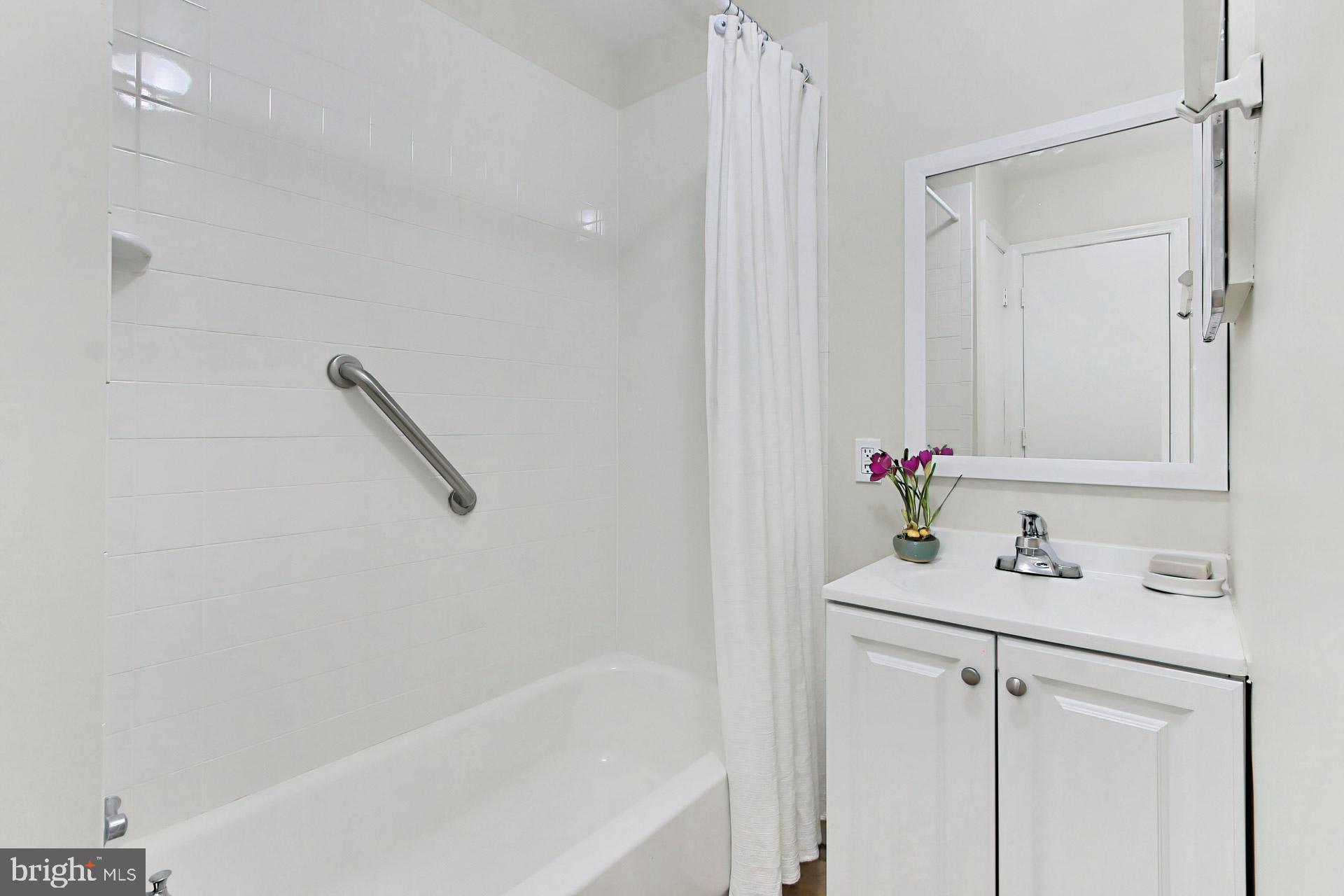 5907 A Noblestown Road, Unit 63 Springfield, VA 22152 - Photo 21 of 45 Brand new vanities and faucets on both sides