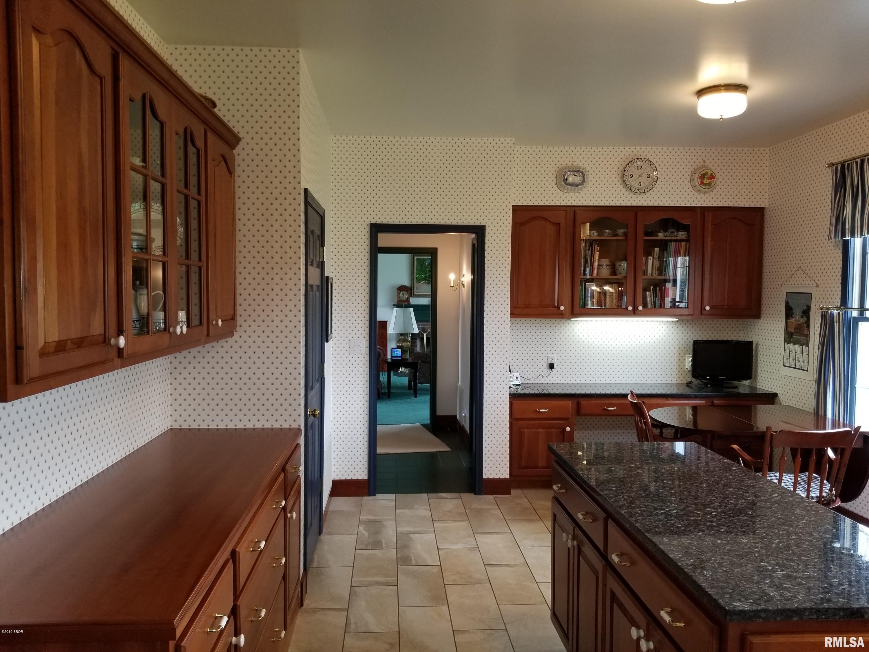 441 Country Trace Road Carbondale, IL 62903 - Photo 15 of 50