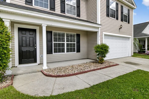 $384,900 | 1016 Deerberry Road, Goose Creek, SC 29445