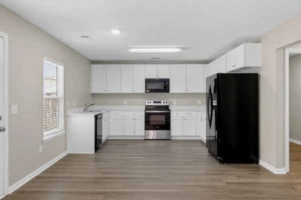 $384,900 | 1016 Deerberry Road, Goose Creek, SC 29445