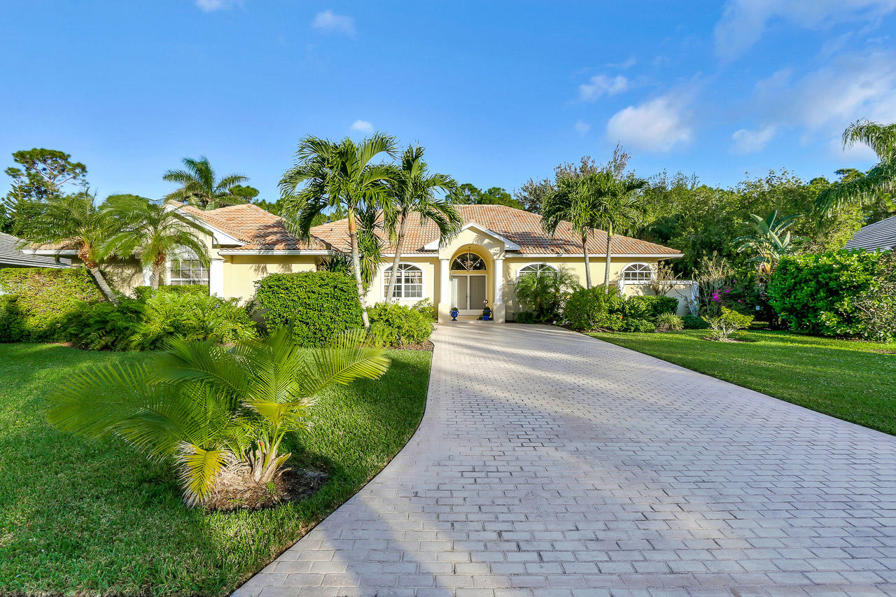 4883 Southeast Longleaf Place Hobe Sound, FL 33455 - Photo 27 of 27 Front Exterior