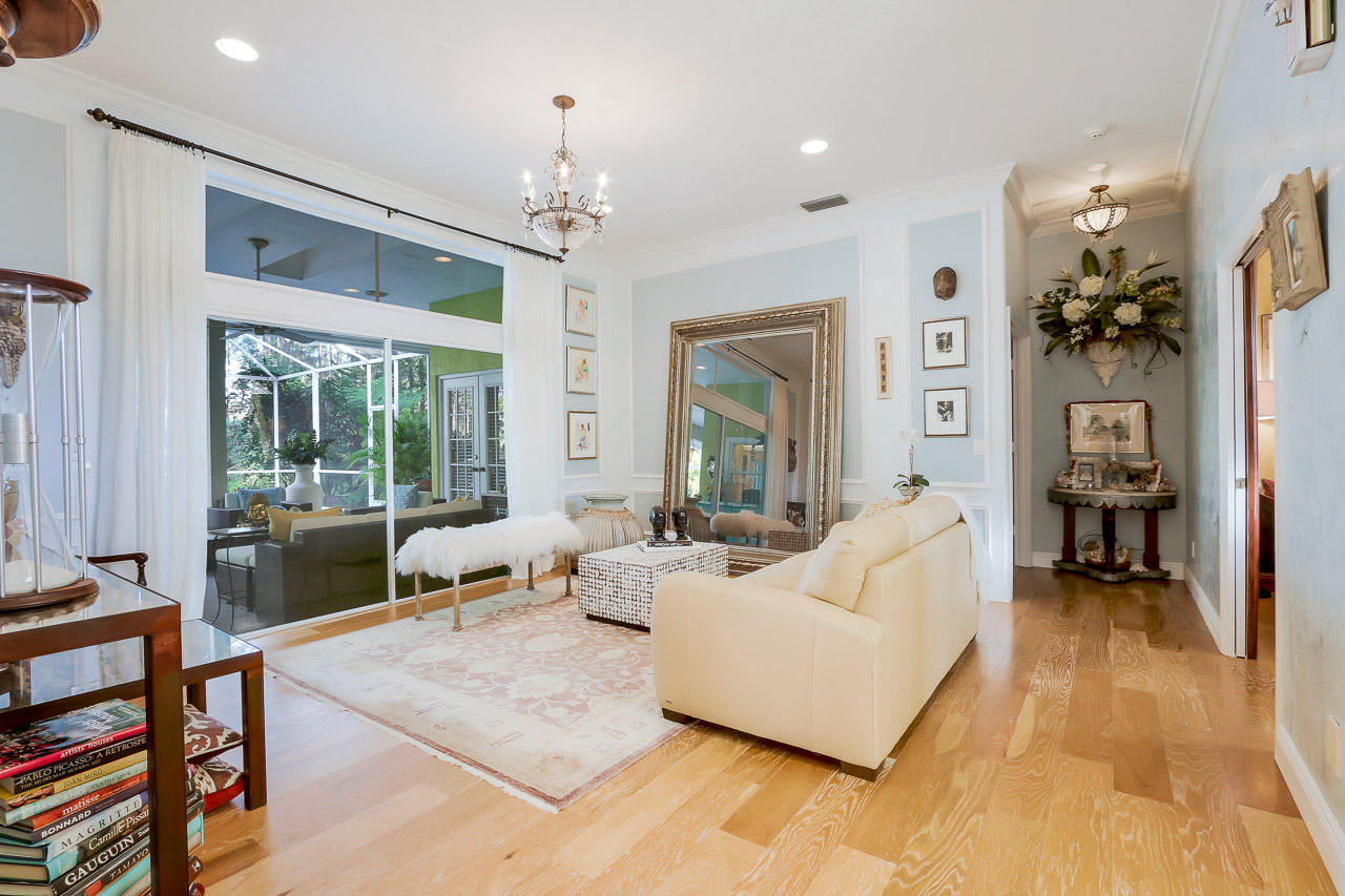 4883 Southeast Longleaf Place Hobe Sound, FL 33455 - Photo 6 of 27 Living Area