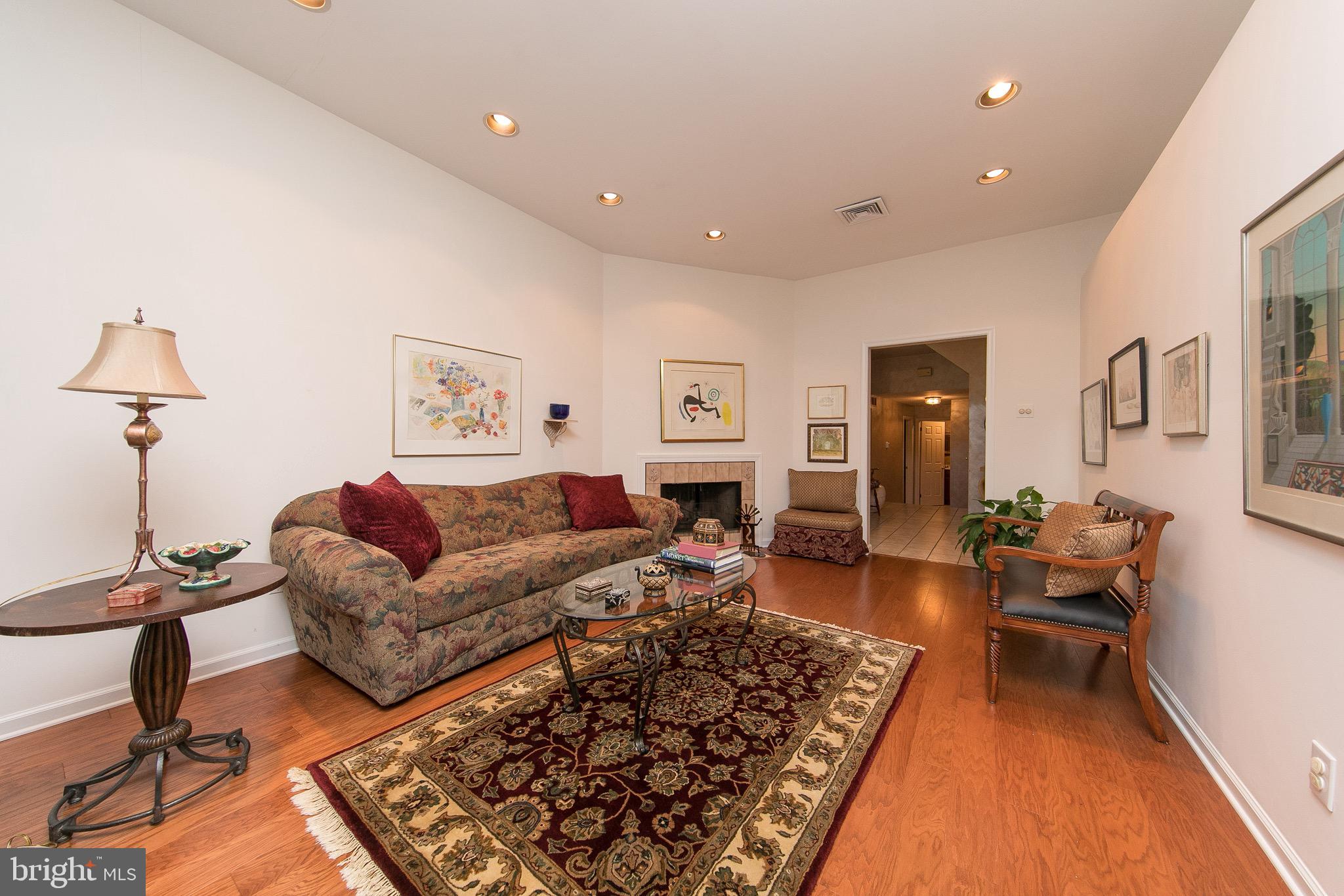 8034 Jenkintown Road Cheltenham, PA 19012 - Photo 13 of 39