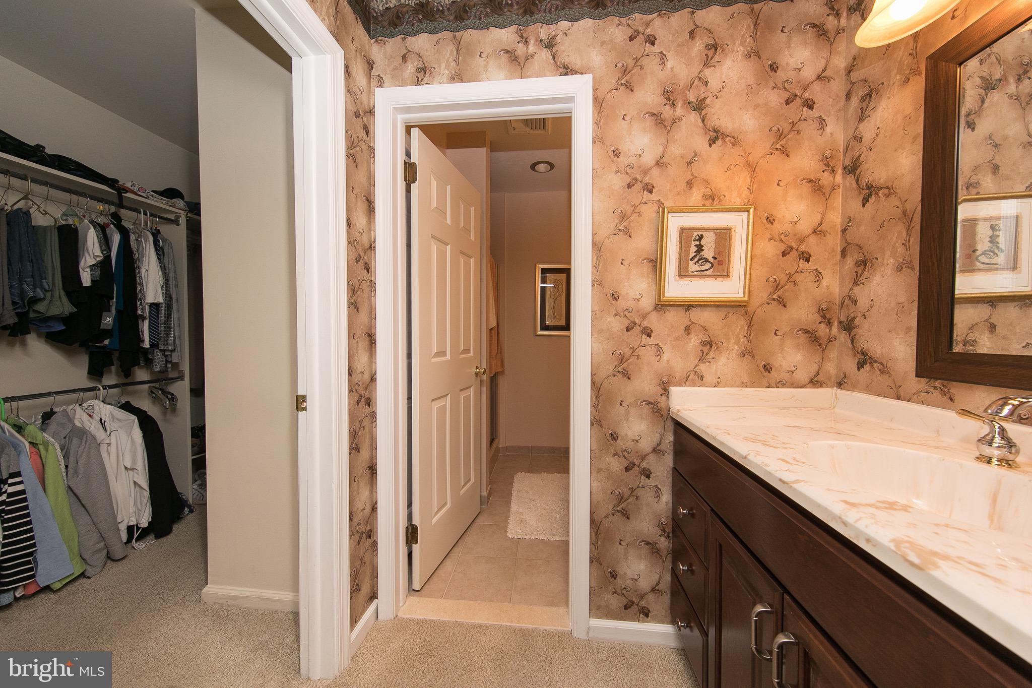 8034 Jenkintown Road Cheltenham, PA 19012 - Photo 19 of 39