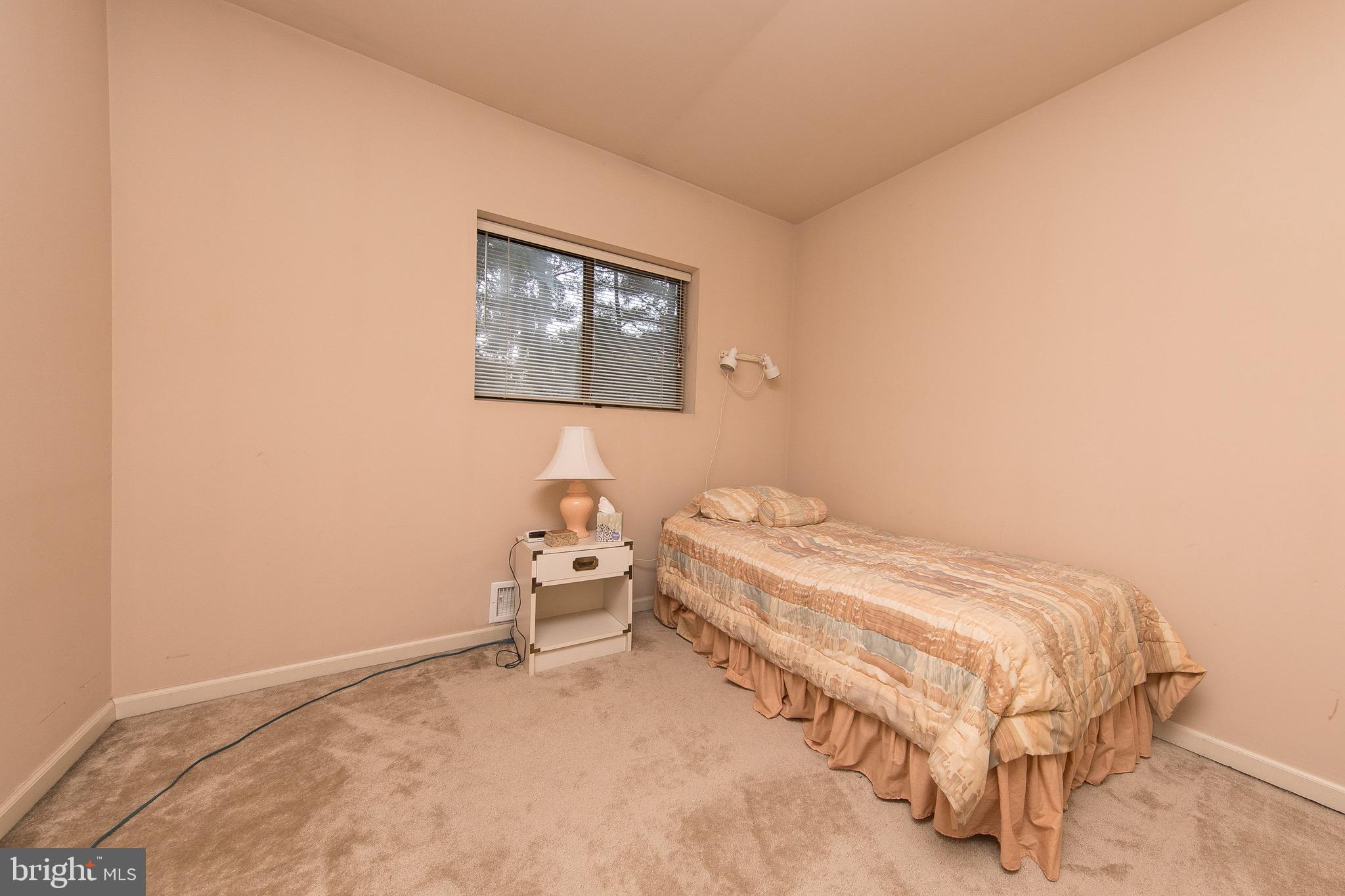 8034 Jenkintown Road Cheltenham, PA 19012 - Photo 29 of 39
