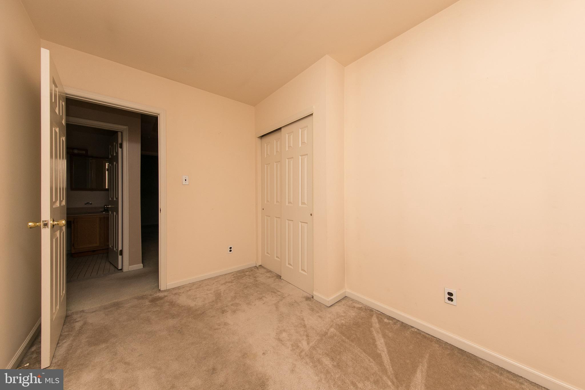 8034 Jenkintown Road Cheltenham, PA 19012 - Photo 31 of 39