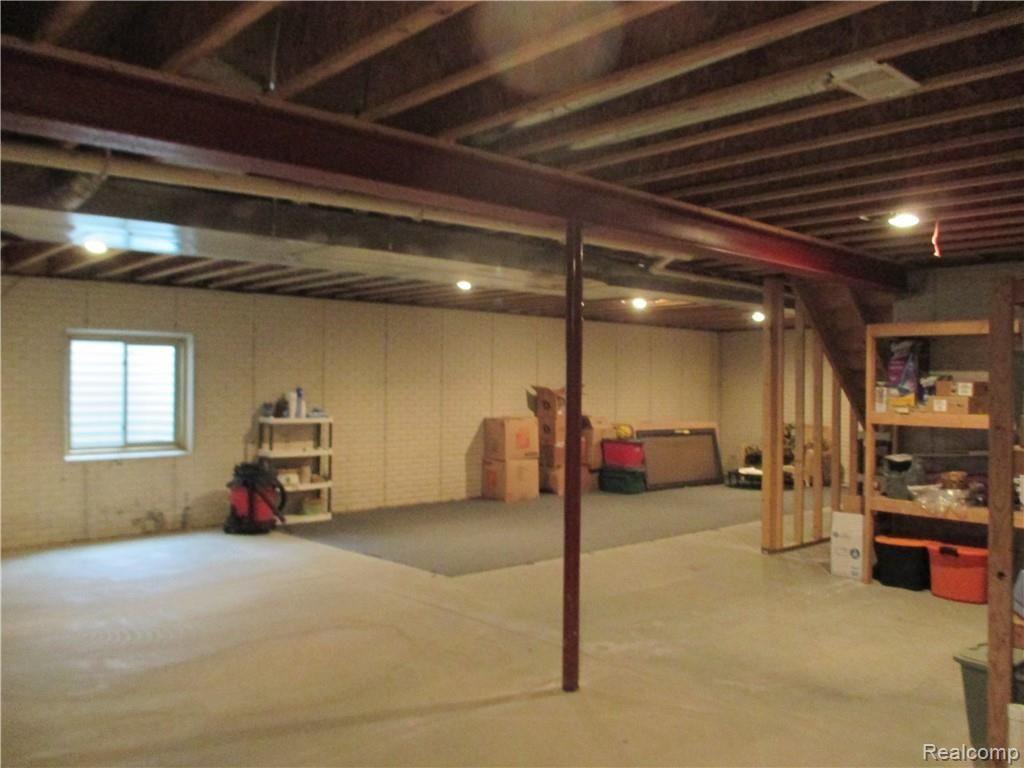 33886 Willow Road New Boston, MI 48164 - Photo 13 of 15 IMG_4610.JPG