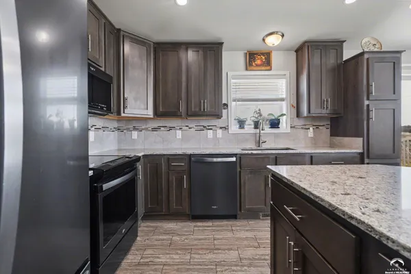 $449,900 | 1558 North 450th Road, Baldwin City, KS 66006