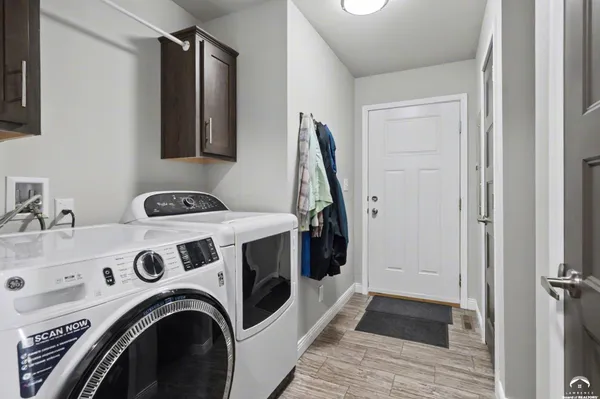 $449,900 | 1558 North 450th Road, Baldwin City, KS 66006