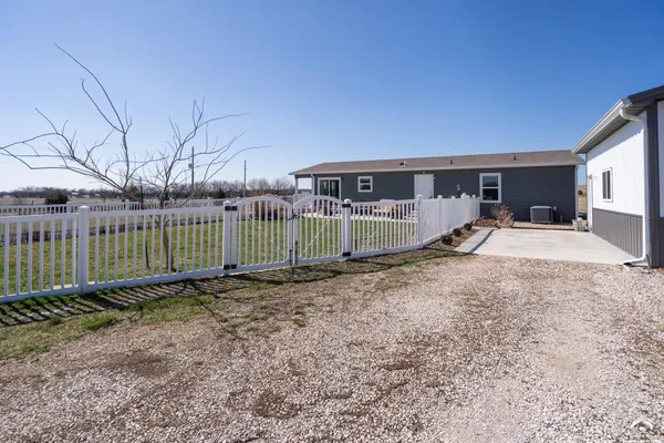$449,900 | 1558 North 450th Road, Baldwin City, KS 66006
