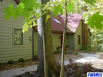 6816 Hosler Road Leo, IN 46765 - Photo 1 of 20