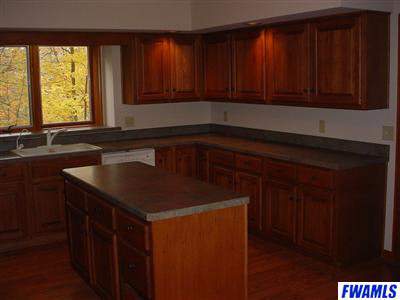 6816 Hosler Road Leo, IN 46765 - Photo 8 of 20