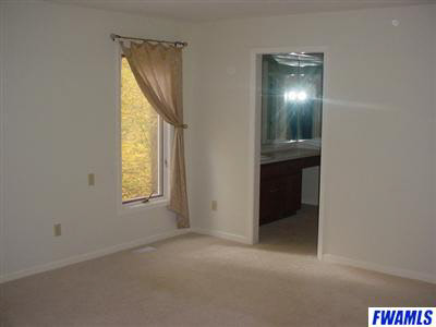 6816 Hosler Road Leo, IN 46765 - Photo 10 of 20