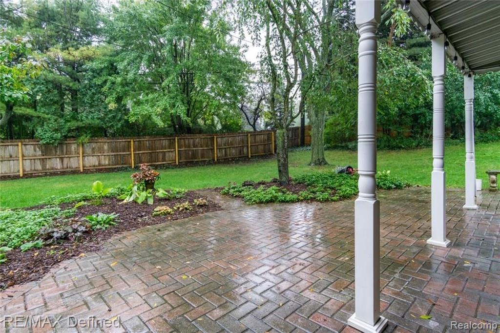 1645 Yale Court Rochester Hills, MI 48309 - Photo 34 of 38