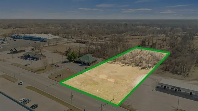 $150,000 | 1701 West Austin Boulevard, Nevada, MO 64772