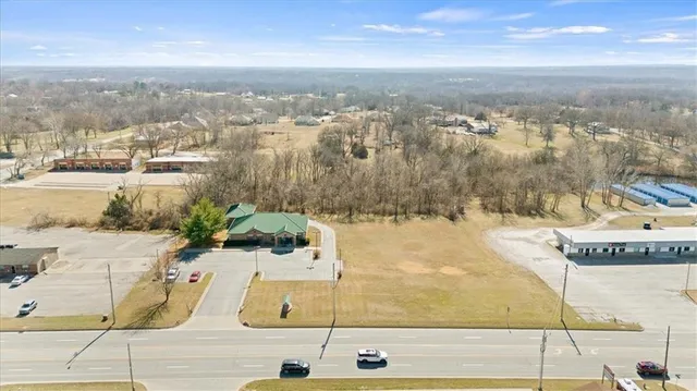 $150,000 | 1701 West Austin Boulevard, Nevada, MO 64772