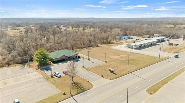 $150,000 | 1701 West Austin Boulevard, Nevada, MO 64772