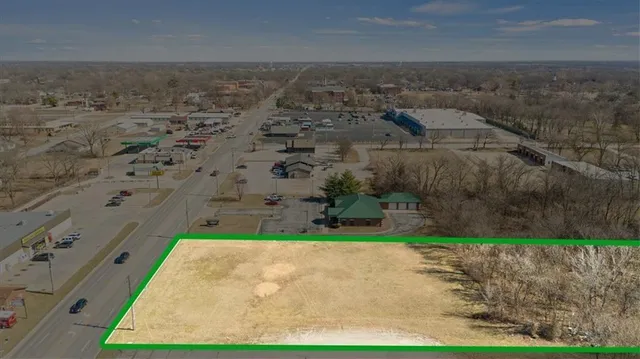 $150,000 | 1701 West Austin Boulevard, Nevada, MO 64772