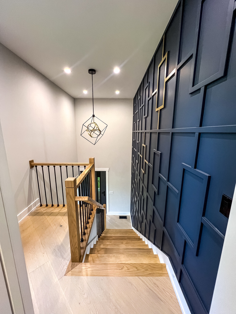 9517 Forest Place Des Plaines, IL 60016 - Photo 8 of 14 a view of entryway