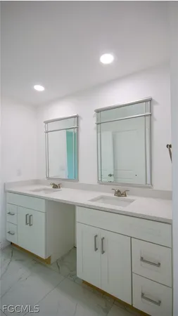 $2,500 | 3433 Jeffcott Street, Fort Myers, FL 33916