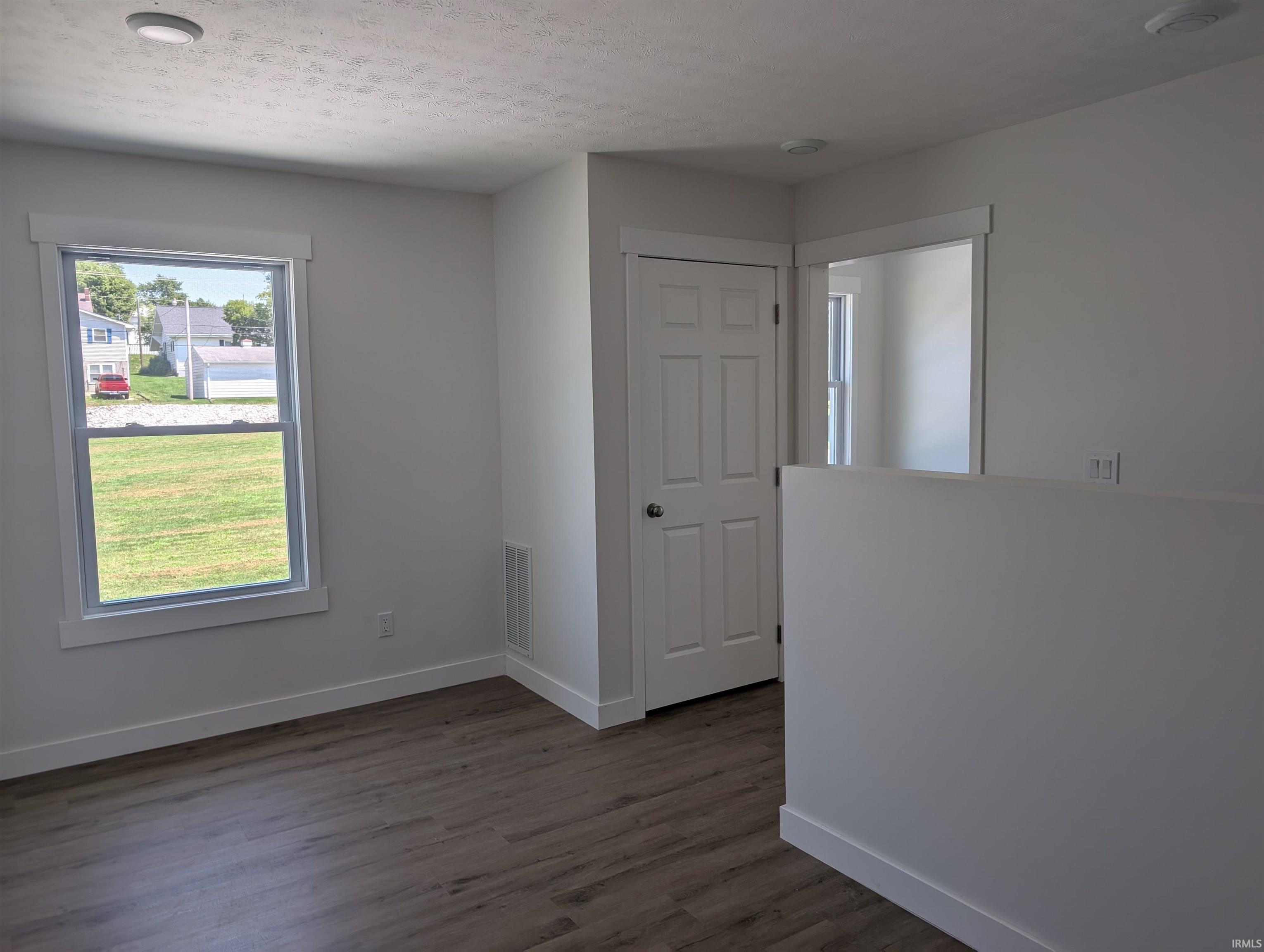 811 Southwest 1st Street Washington, IN 47501 - Photo 13 of 25