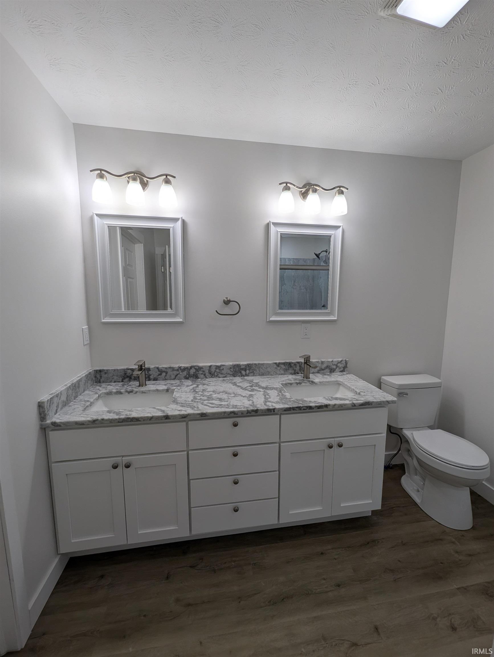 811 Southwest 1st Street Washington, IN 47501 - Photo 17 of 25