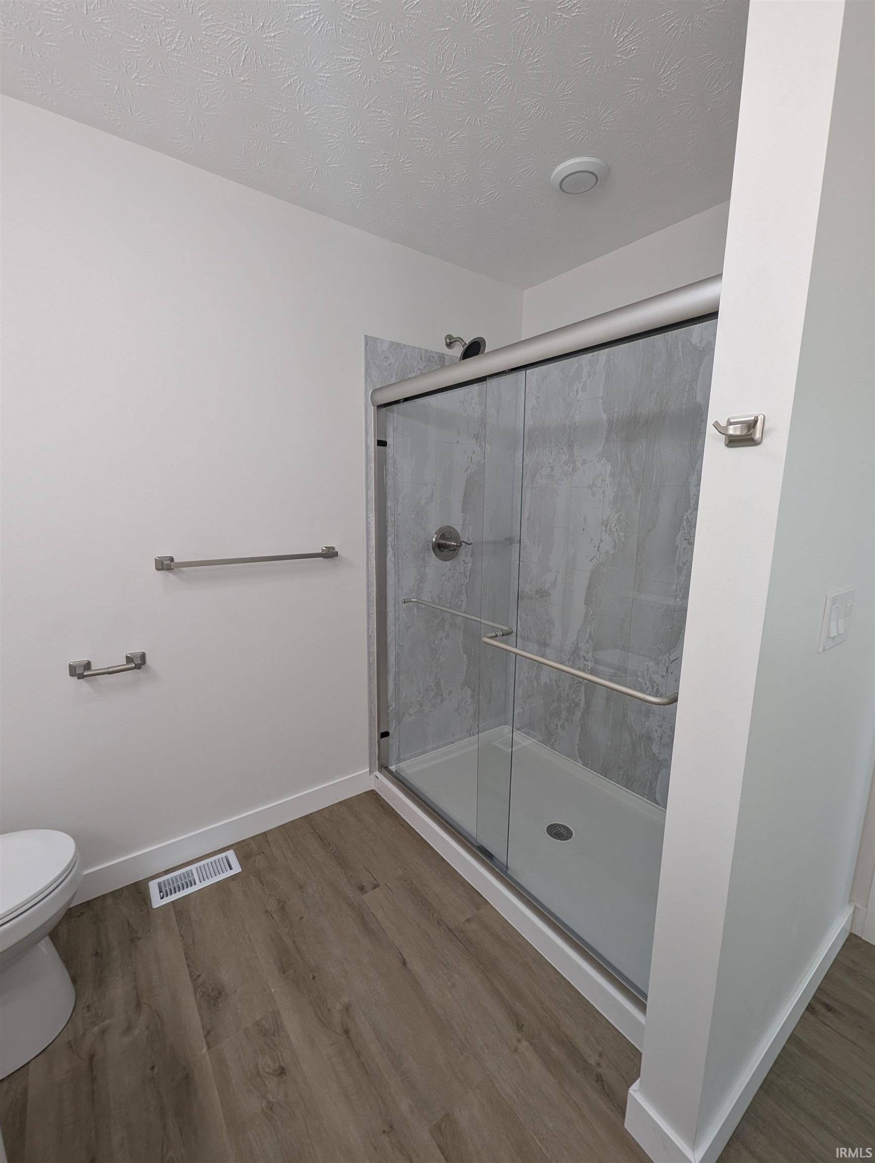 811 Southwest 1st Street Washington, IN 47501 - Photo 18 of 25