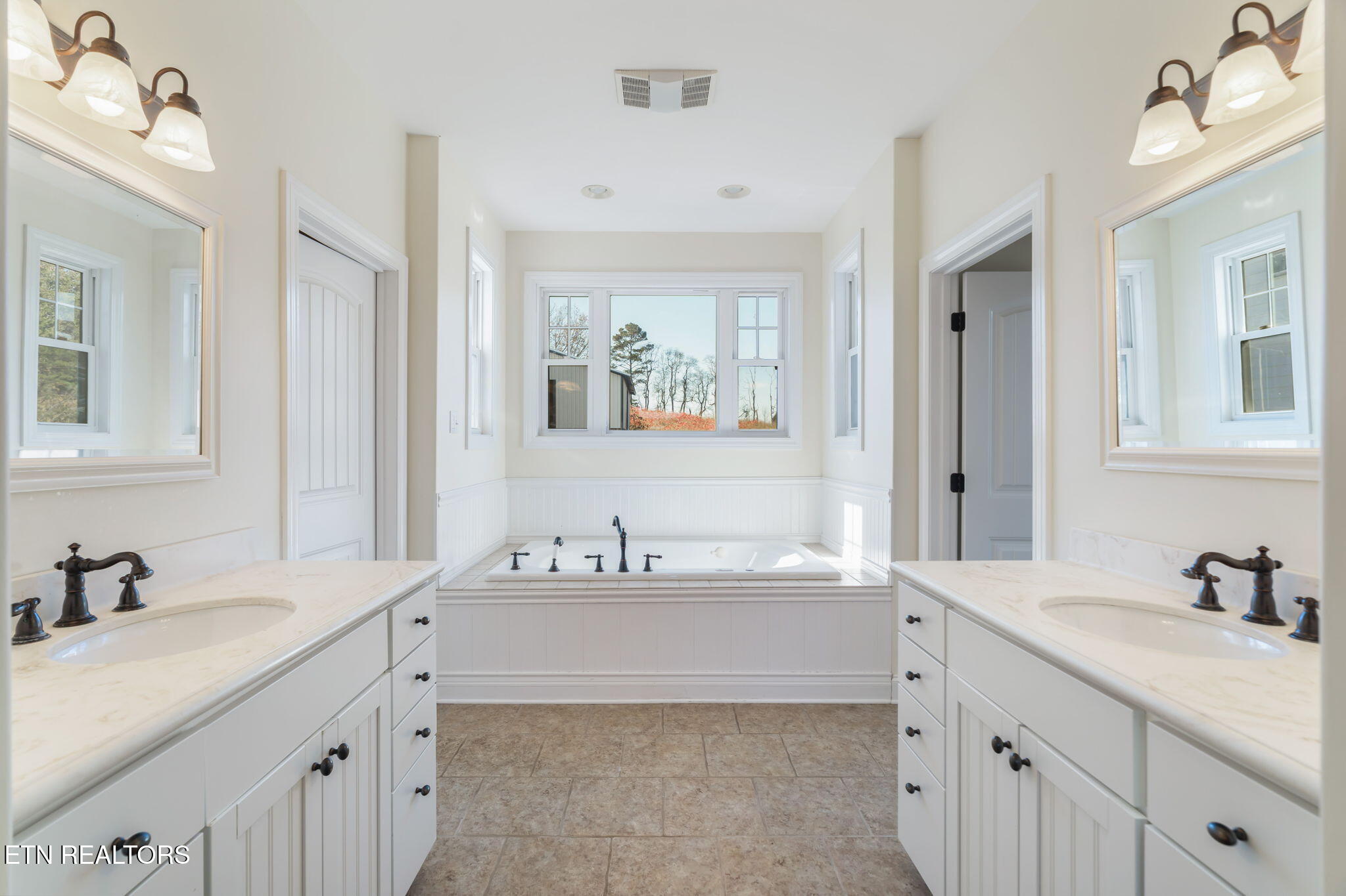 321 Peach Orchard Road Clinton, TN 37716 - Photo 30 of 60 34-web-or-mls-321 Peach Orchard Road-32