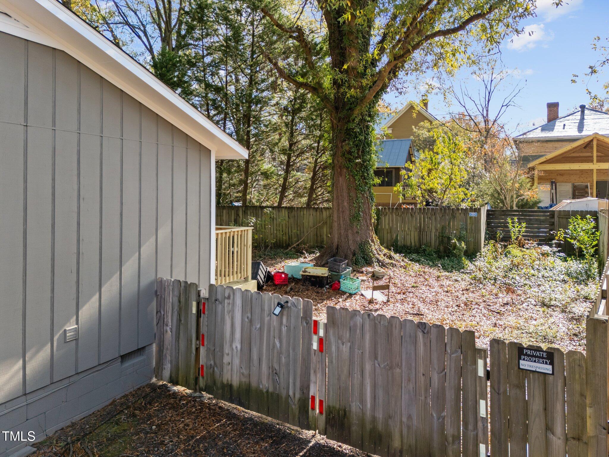 105 Bennett Court Durham, NC 27701 - Photo 20 of 26 4-web-or-mls-DJI_20241118124540_0384_D