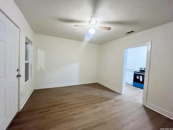 $950 | 1826 Texas, San Antonio, TX 78228
