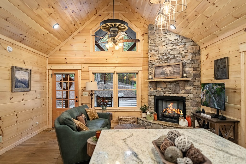 327 Armor Way North Ellijay, GA 30540 - Photo 11 of 40 Gallery Image 11