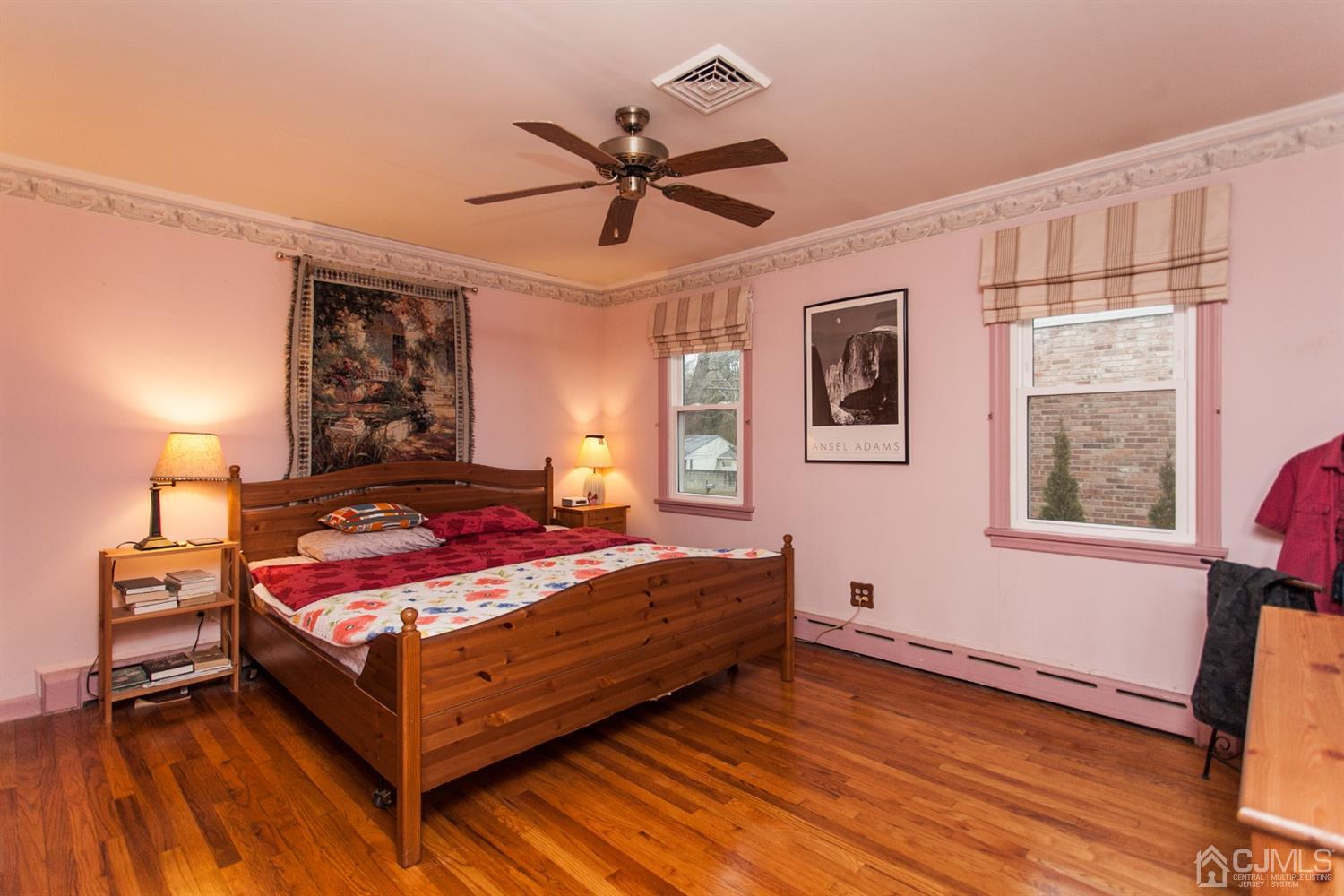 111 Alfred Street Edison, NJ 08820 - Photo 8 of 15 a bedroom with a bed and window